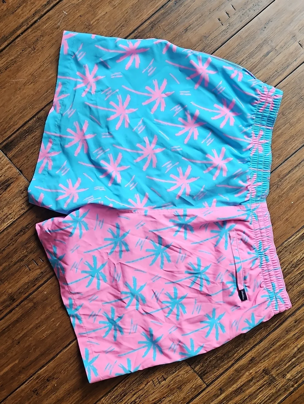 Chubbies XXL 5.5 Inseam Two-Tone Pink & Blue Palm Swim Trunks